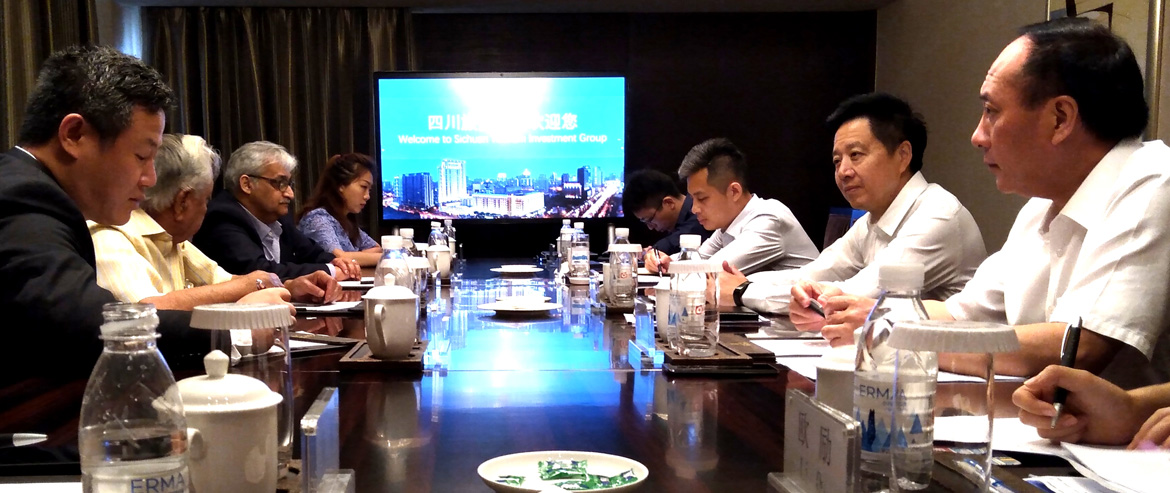 集团党委副书记、副董事长、总经理杨川会见印度靛蓝集团执行董事卡皮尔·巴蒂亚先生一行