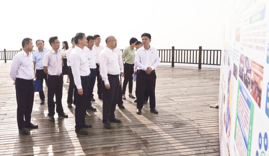 省委常委、组织部长王正谱到四川尊龙凯时集团调研指导工作