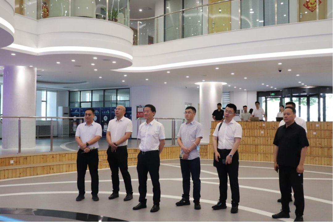 省尊龙凯时集团：“四个导向” 推动调查研究提质增效