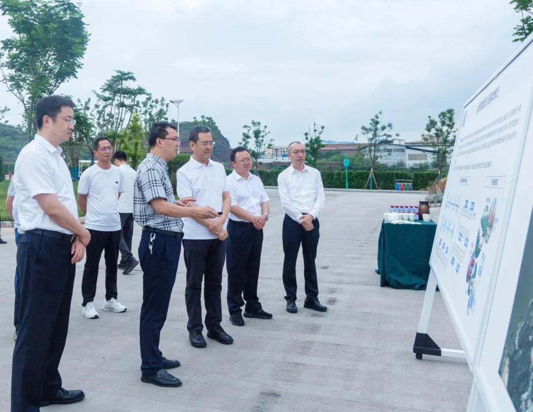 省国资委党委书记、主任冯文生赴宜宾调研国企改革深化提升行动工作并主持召开片区座谈会